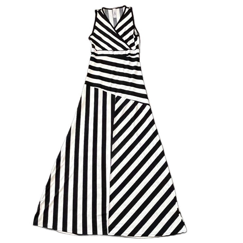 Go Couture Black & White Striped Wrap Maxi Dress